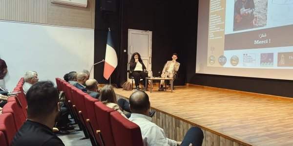 Pr. Narmin Ali Amin (U. Salaheddin, Erbil) et Simon Brelaud (Ifpo, Irak) ont présenté les résultats de leurs recherches sur le site archéologique de Bazyan :