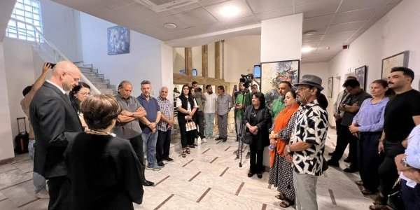 Vernissage de l'exposition SUGGESTION 