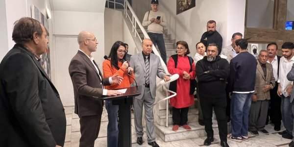 l'exposition « Le Silence des Miroirs »